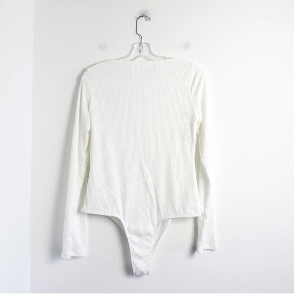 NWOT ASTR The Label square neck long sleeve bodysuit white XL ribbed stretch top - Picture 5 of 9